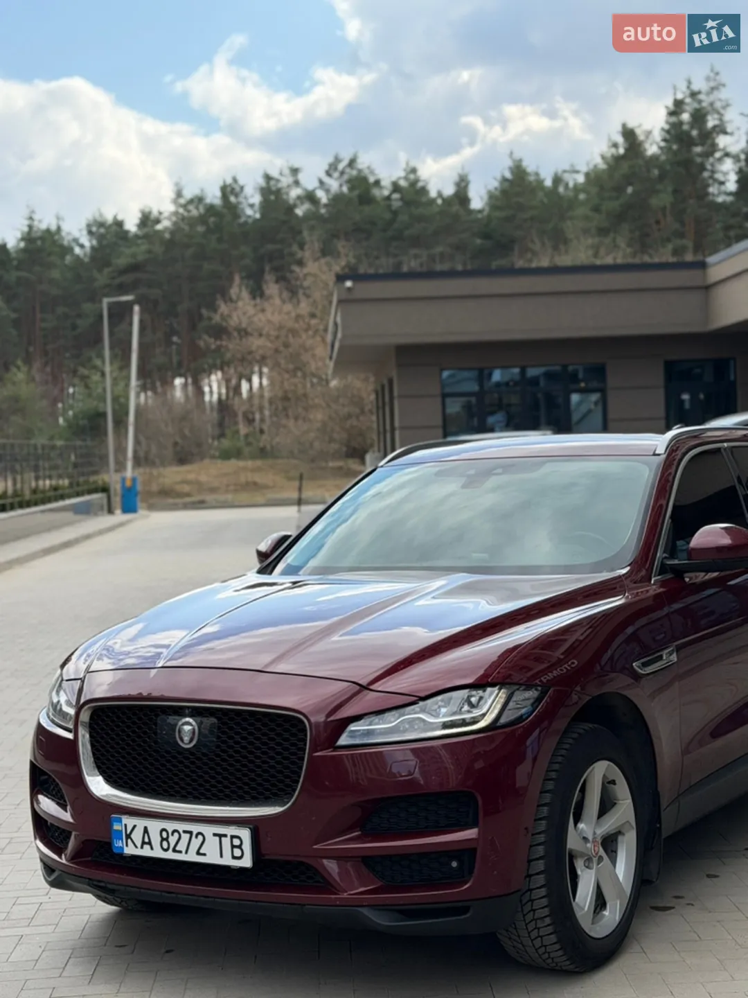 2016 Jaguar F-Pace - мініатюра 3