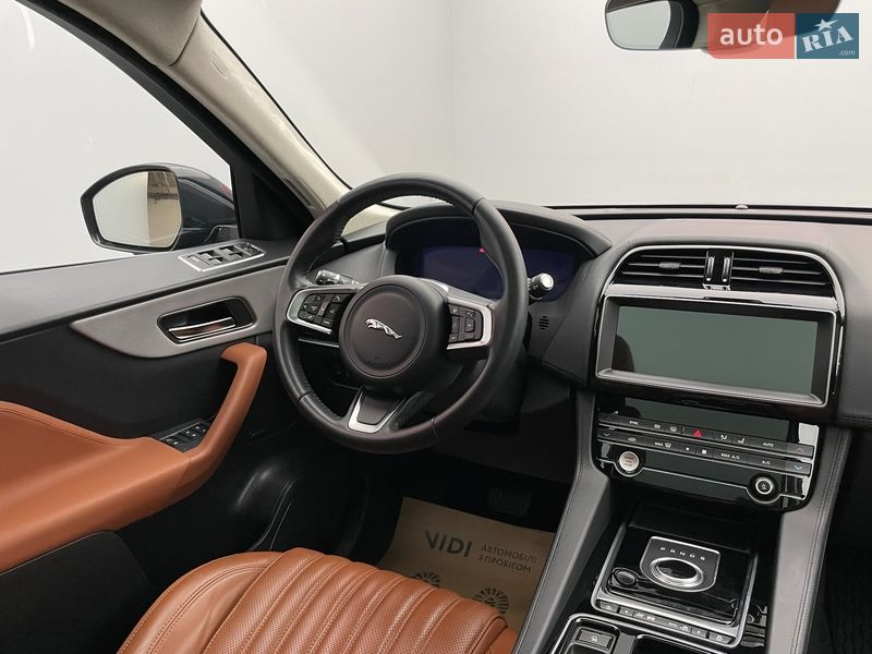 Внедорожник / Кроссовер Jaguar F-Pace 2019 в Киеве