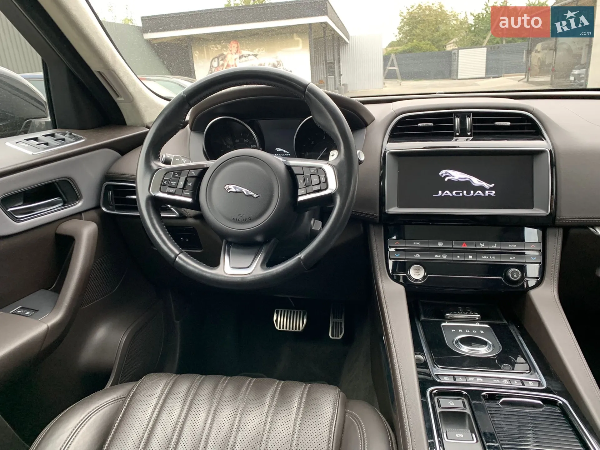 2018 Jaguar F-Pace - мініатюра 19