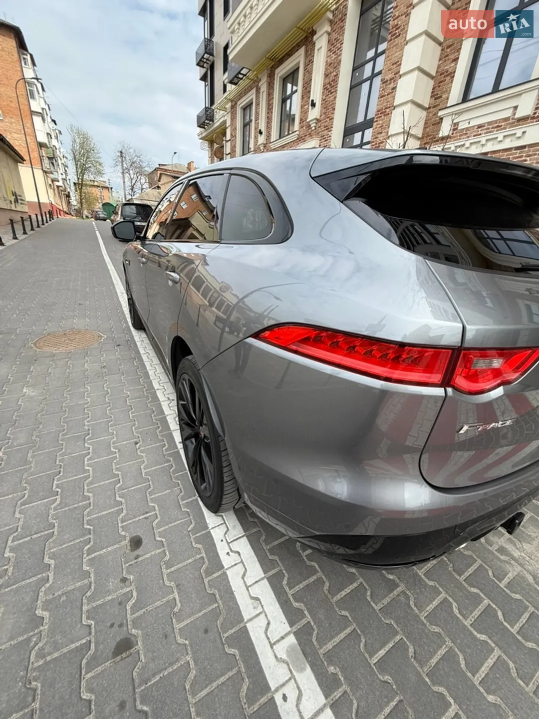 2019 Jaguar F-Pace - мініатюра 12