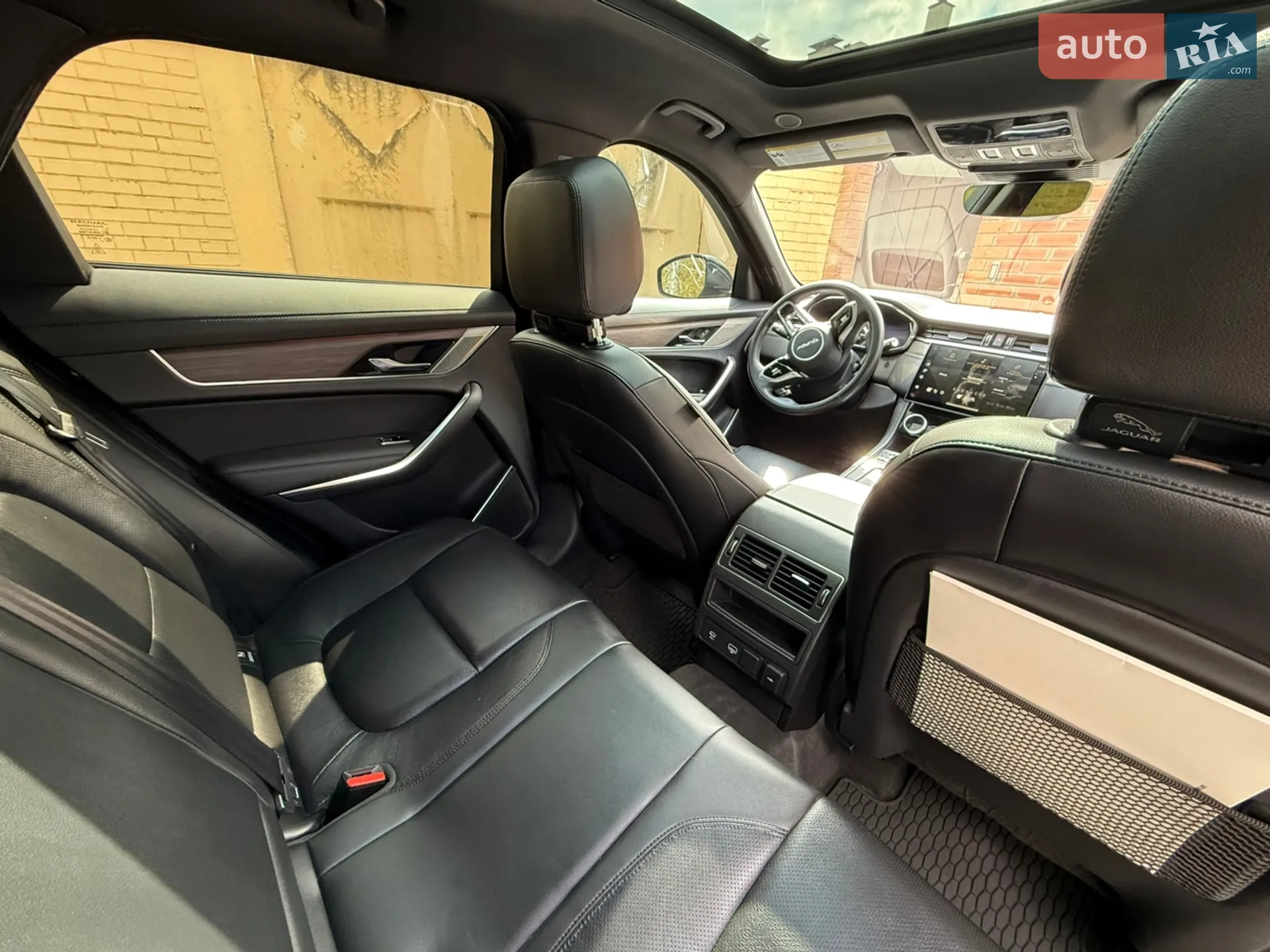 2023 Jaguar F-Pace - мініатюра 7