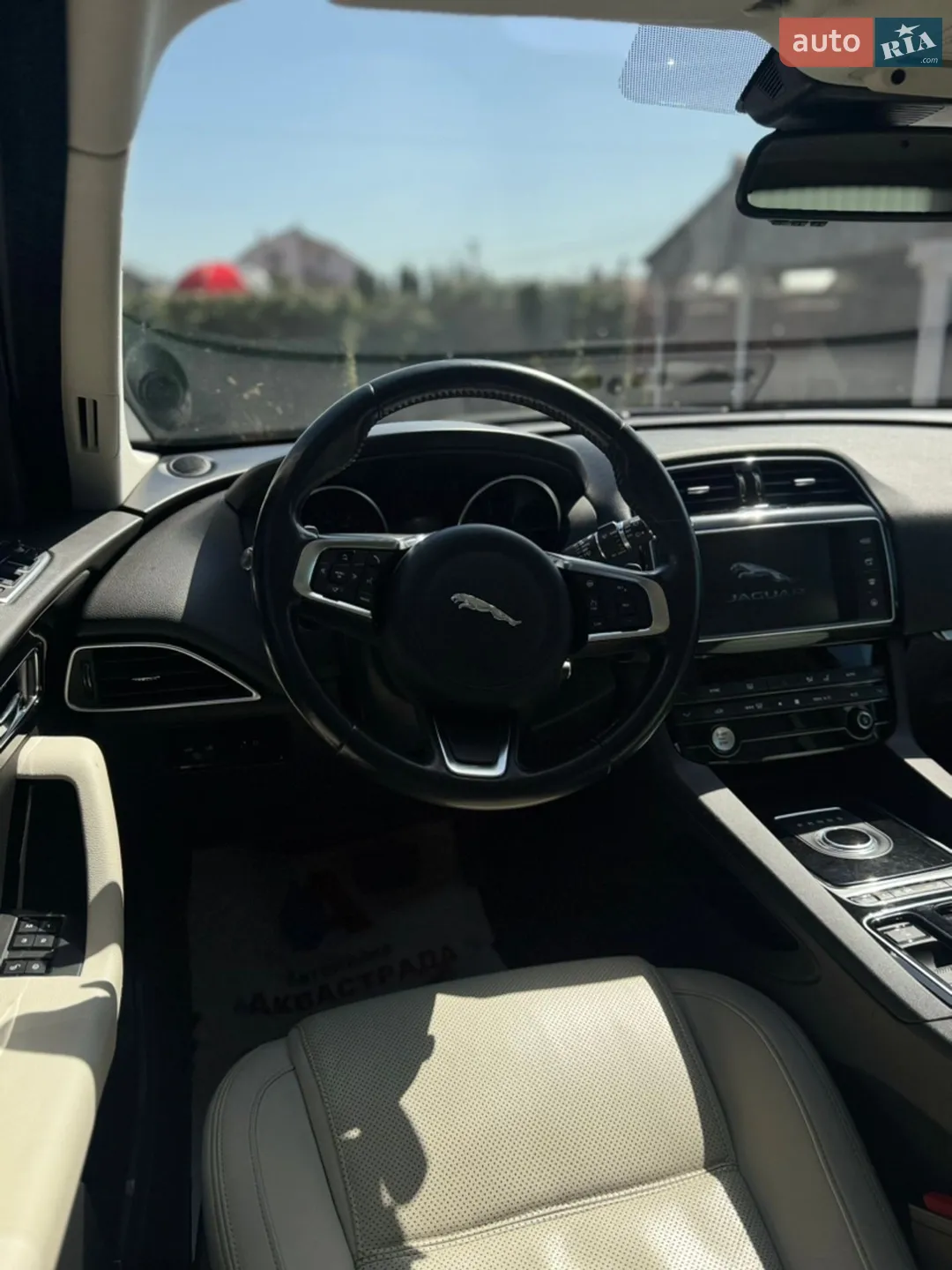 2017 Jaguar F-Pace - мініатюра 7