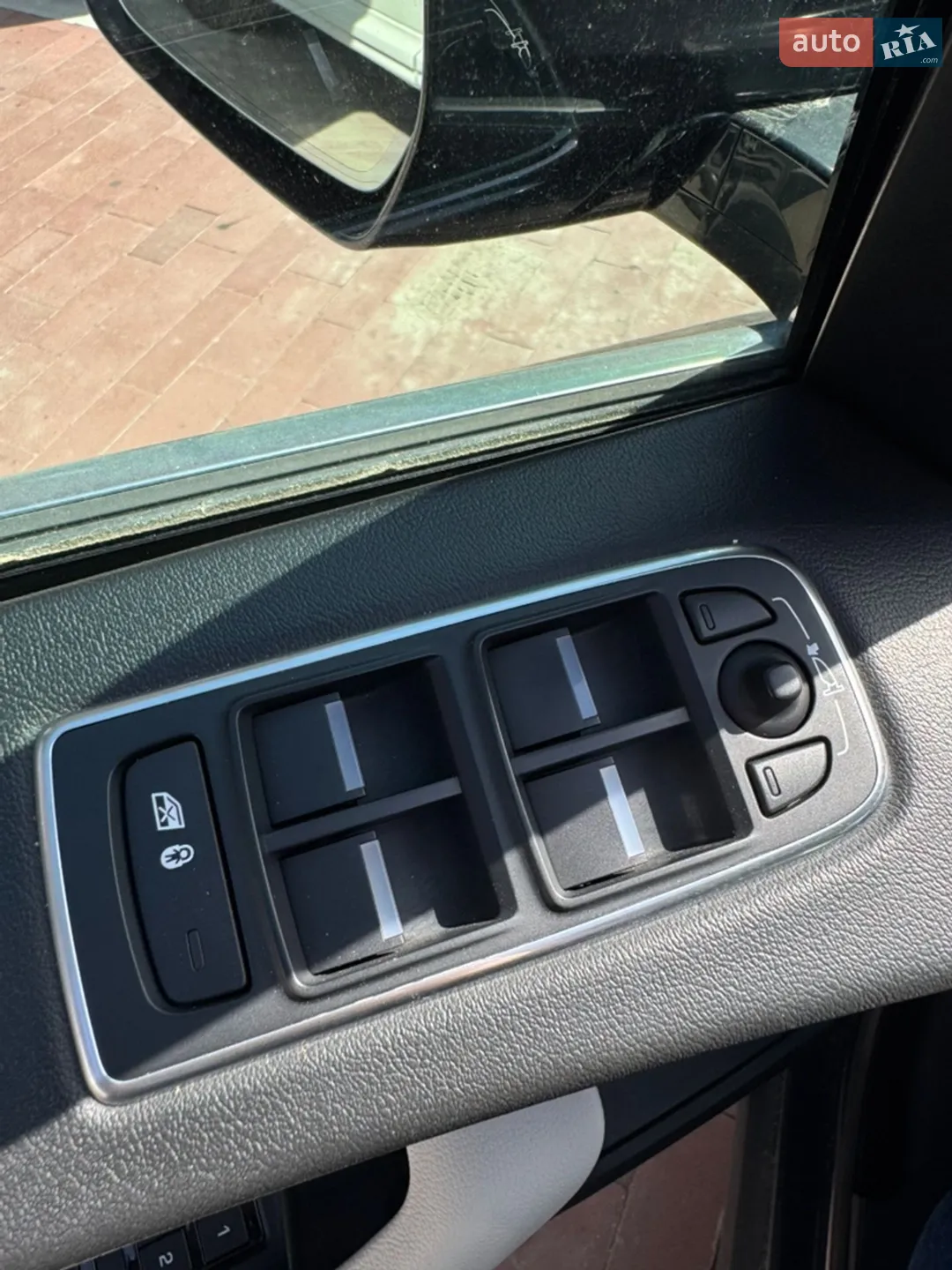 2017 Jaguar F-Pace - мініатюра 15