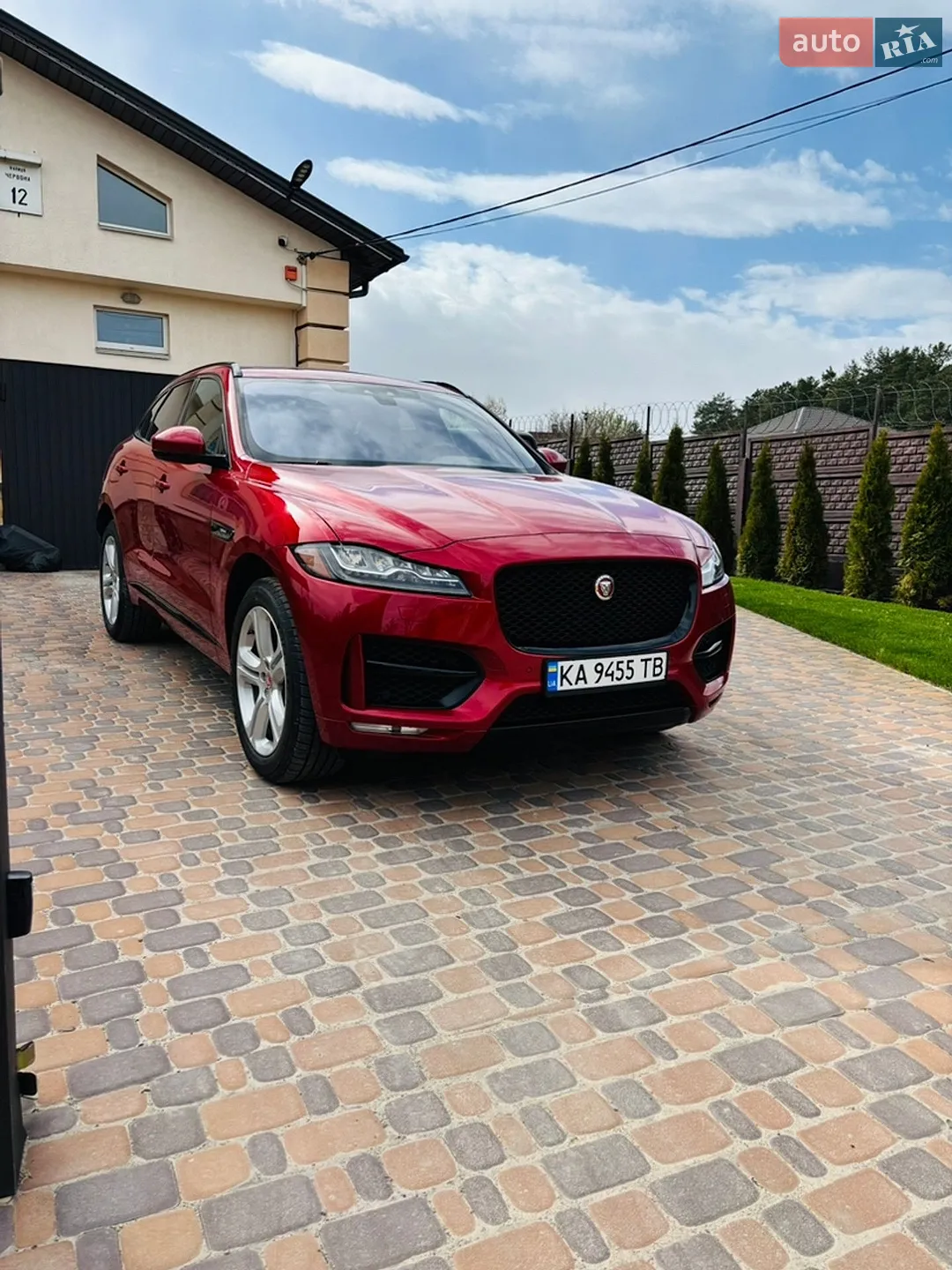 2016 Jaguar F-Pace - мініатюра 14