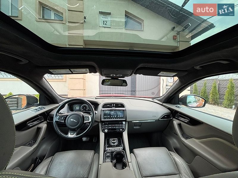 Позашляховик / Кросовер Jaguar F-Pace 2016 в Києві
