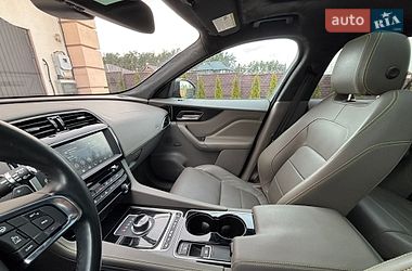 Позашляховик / Кросовер Jaguar F-Pace 2016 в Києві