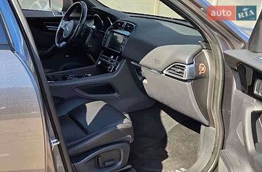 Внедорожник / Кроссовер Jaguar F-Pace 2016 в Киеве