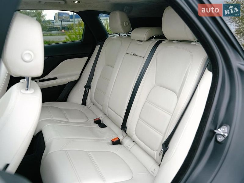 Позашляховик / Кросовер Jaguar F-Pace 2019 в Києві