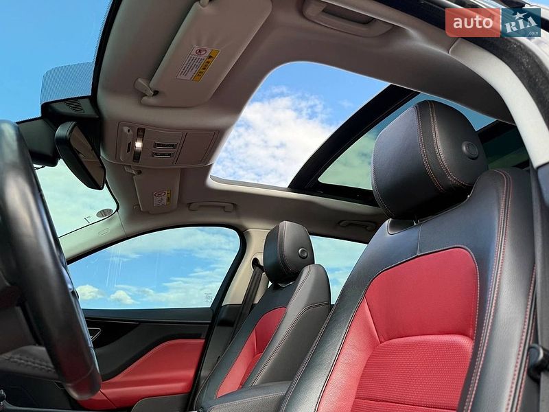 Внедорожник / Кроссовер Jaguar F-Pace 2017 в Киеве