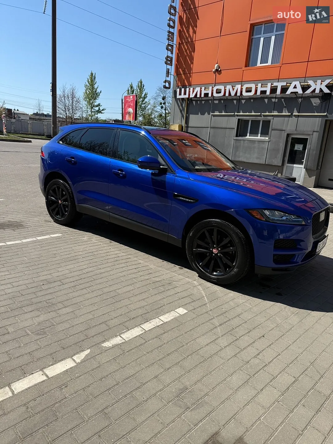 2019 Jaguar F-Pace - мініатюра 2
