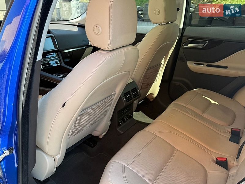Позашляховик / Кросовер Jaguar F-Pace 2019 в Львові