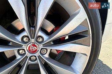 Позашляховик / Кросовер Jaguar F-Pace 2018 в Києві