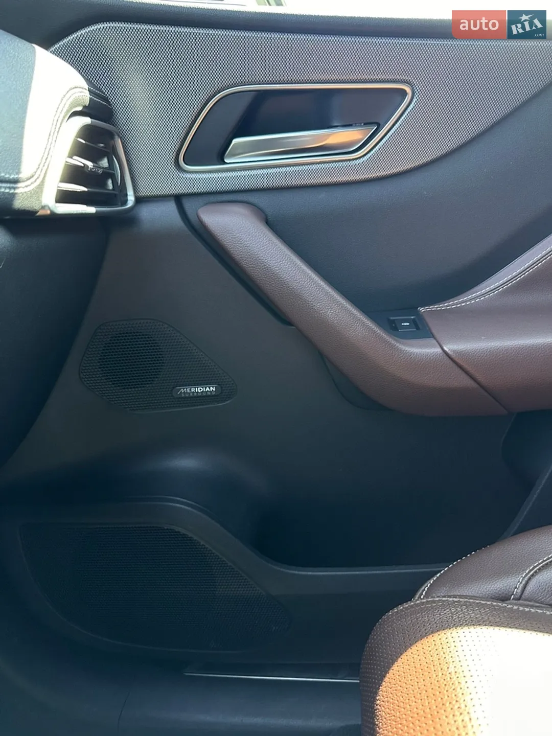 2018 Jaguar F-Pace - мініатюра 7
