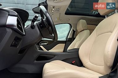 Внедорожник / Кроссовер Jaguar F-Pace 2018 в Ровно