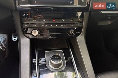 Внедорожник / Кроссовер Jaguar F-Pace 2016 в Кропивницком