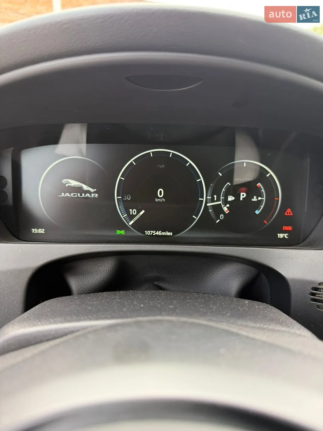 2017 Jaguar F-Pace - мініатюра 32