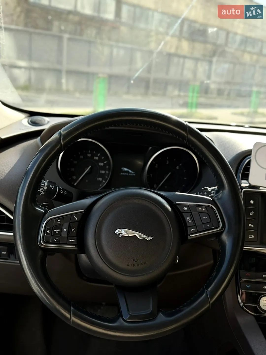 2016 Jaguar F-Pace - мініатюра 8