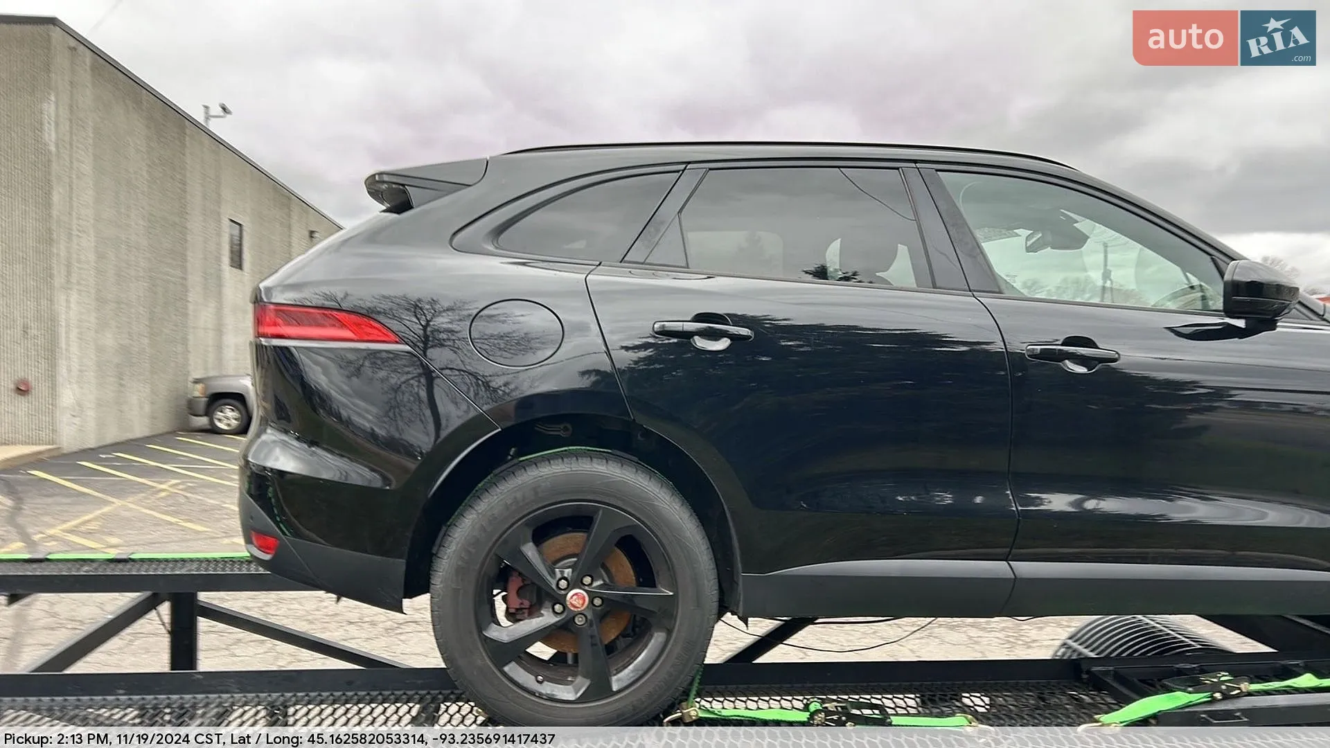 2018 Jaguar F-Pace - мініатюра 25
