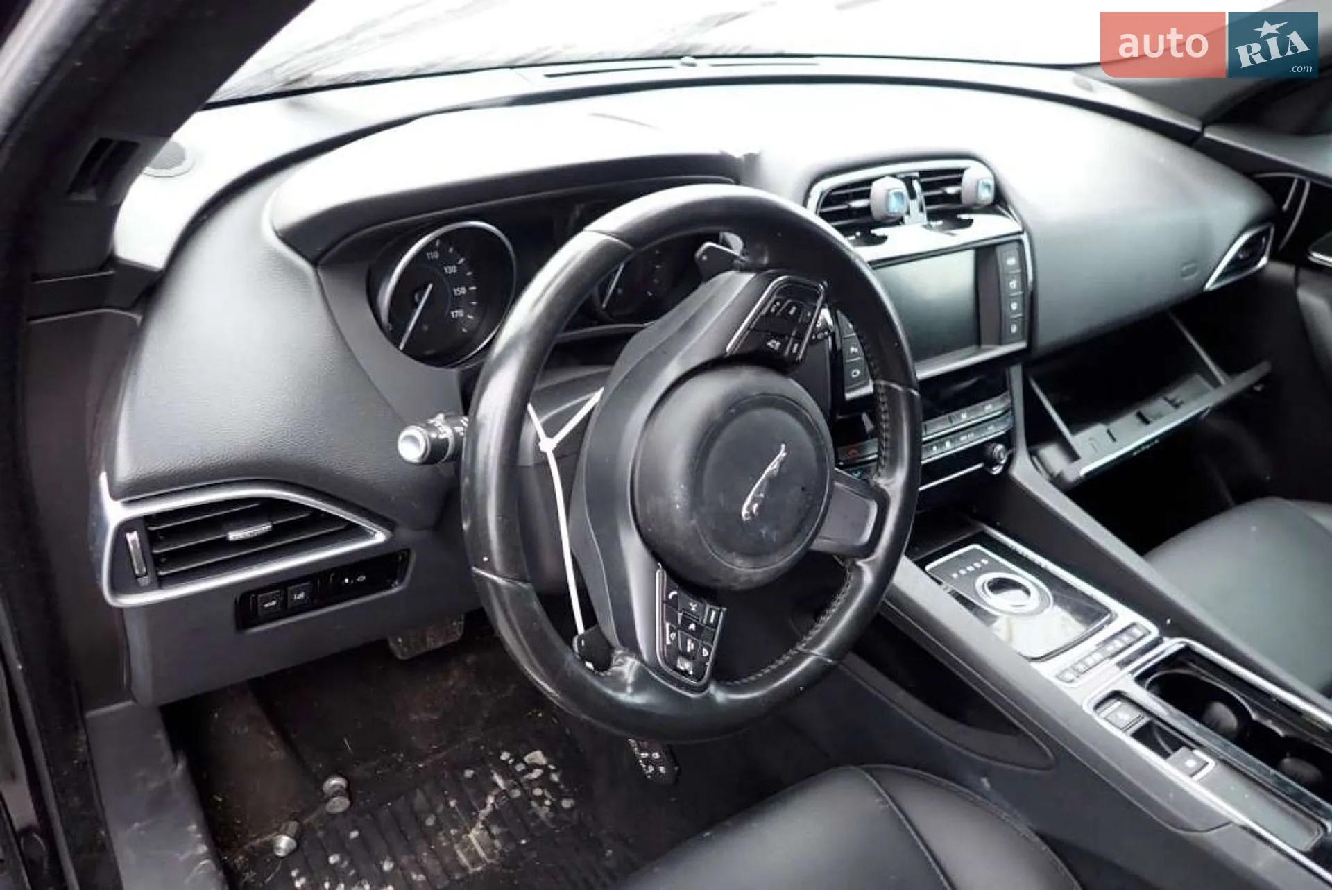 2018 Jaguar F-Pace - мініатюра 82