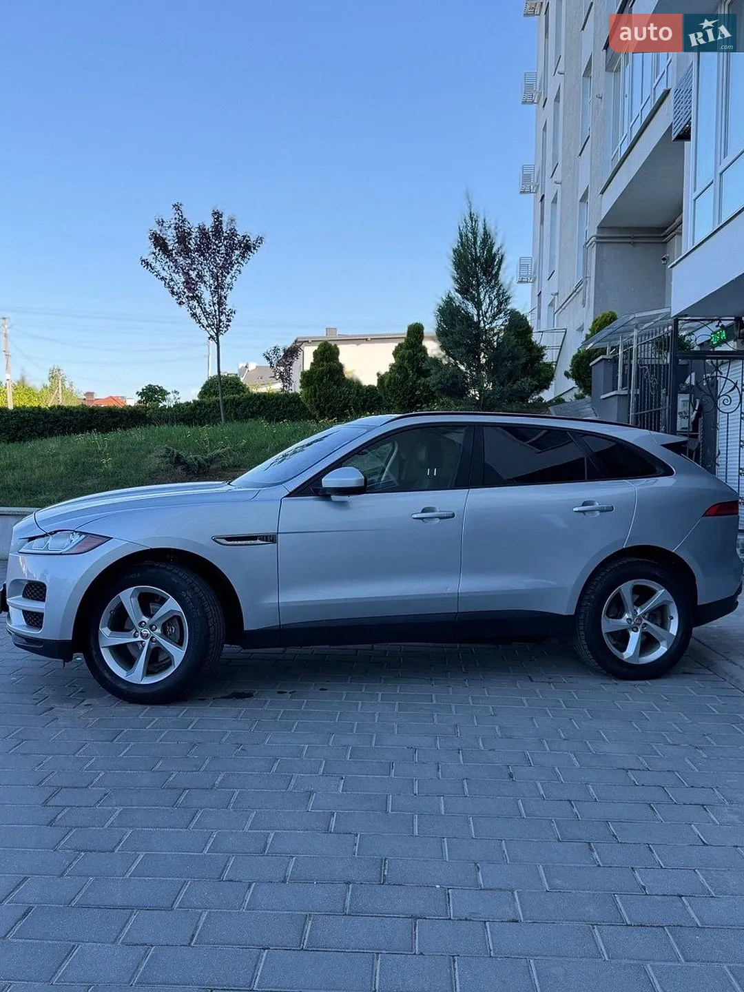 2016 Jaguar F-Pace - мініатюра 13