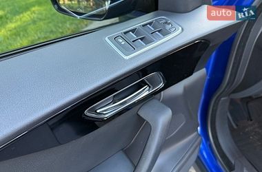 Внедорожник / Кроссовер Jaguar F-Pace 2017 в Киеве