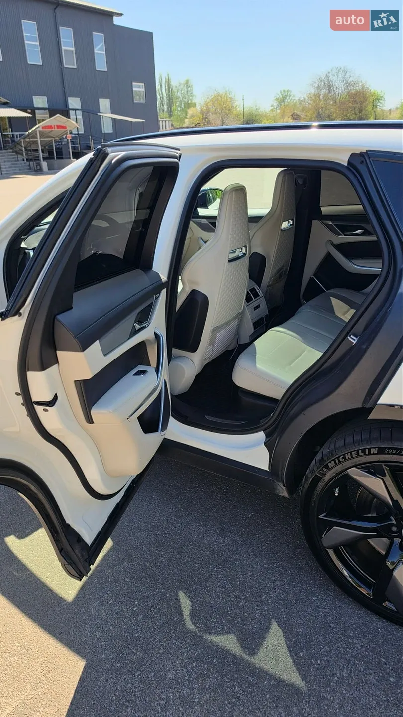 2022 Jaguar F-Pace - мініатюра 36