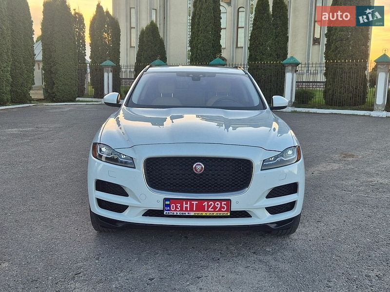 Позашляховик / Кросовер Jaguar F-Pace 2017 в Дубні