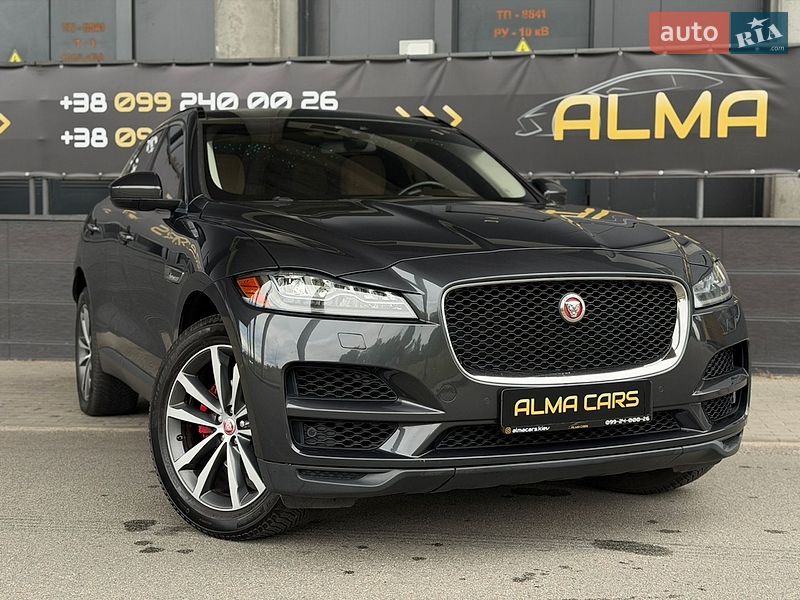 Внедорожник / Кроссовер Jaguar F-Pace 2016 в Киеве