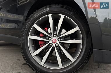 Внедорожник / Кроссовер Jaguar F-Pace 2016 в Киеве