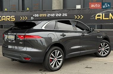 Внедорожник / Кроссовер Jaguar F-Pace 2016 в Киеве