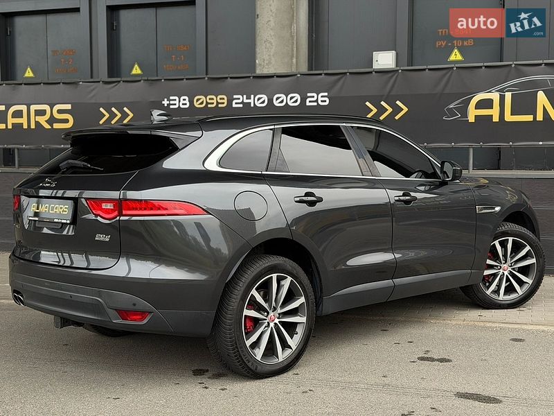 Внедорожник / Кроссовер Jaguar F-Pace 2016 в Киеве
