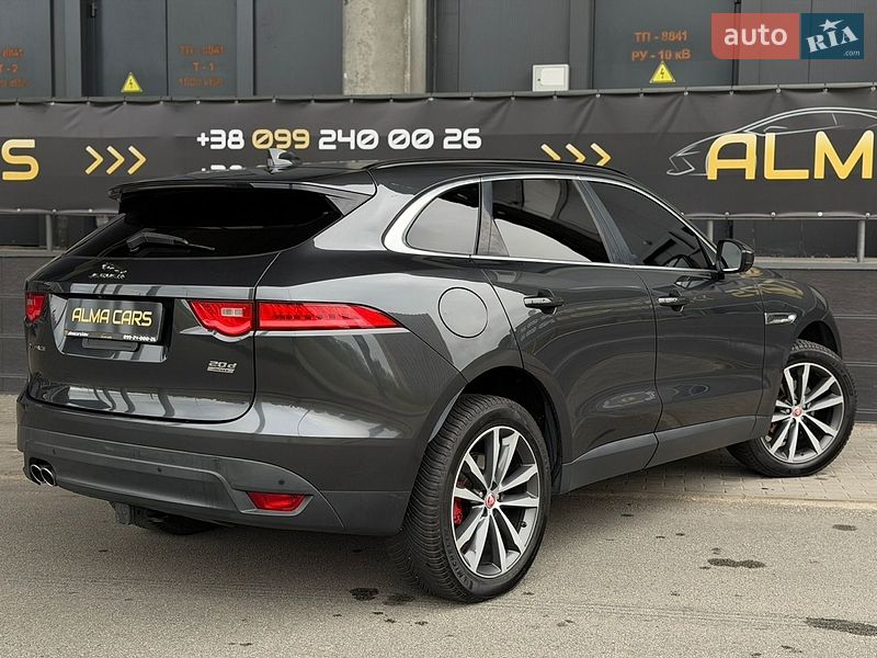Позашляховик / Кросовер Jaguar F-Pace 2016 в Києві