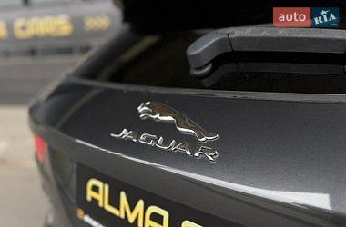 Внедорожник / Кроссовер Jaguar F-Pace 2016 в Киеве
