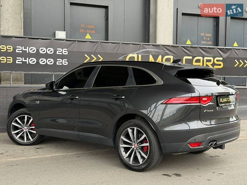 Внедорожник / Кроссовер Jaguar F-Pace 2016 в Киеве