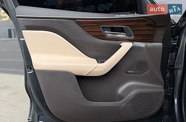 Внедорожник / Кроссовер Jaguar F-Pace 2016 в Киеве