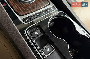 Внедорожник / Кроссовер Jaguar F-Pace 2016 в Киеве