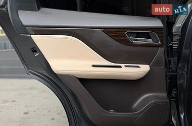 Внедорожник / Кроссовер Jaguar F-Pace 2016 в Киеве