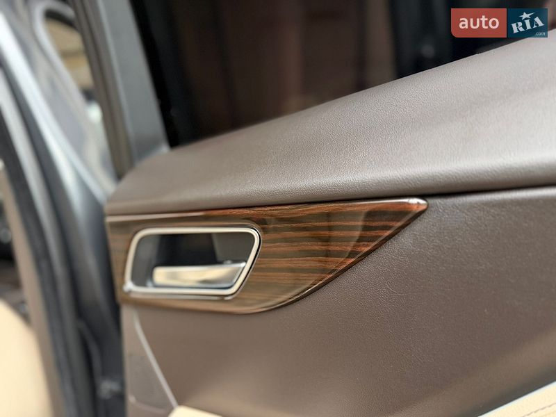 Внедорожник / Кроссовер Jaguar F-Pace 2016 в Киеве