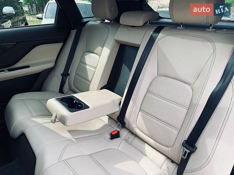 Внедорожник / Кроссовер Jaguar F-Pace 2019 в Николаеве