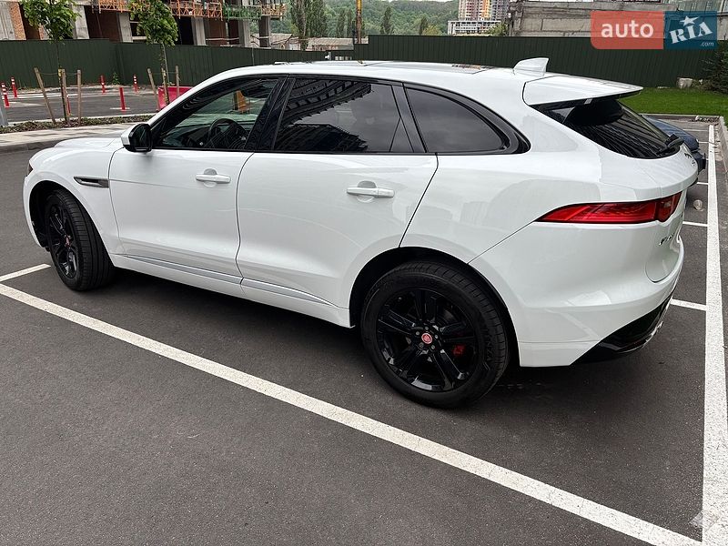 Внедорожник / Кроссовер Jaguar F-Pace 2019 в Киеве