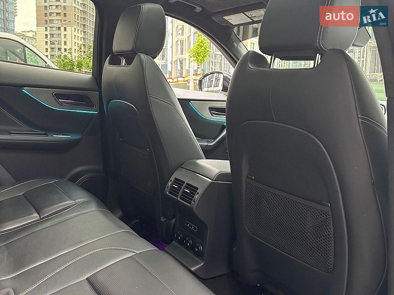 Внедорожник / Кроссовер Jaguar F-Pace 2019 в Киеве фото 10 Внедорожник / Кроссовер Jaguar F-Pace 2019 в Киеве
