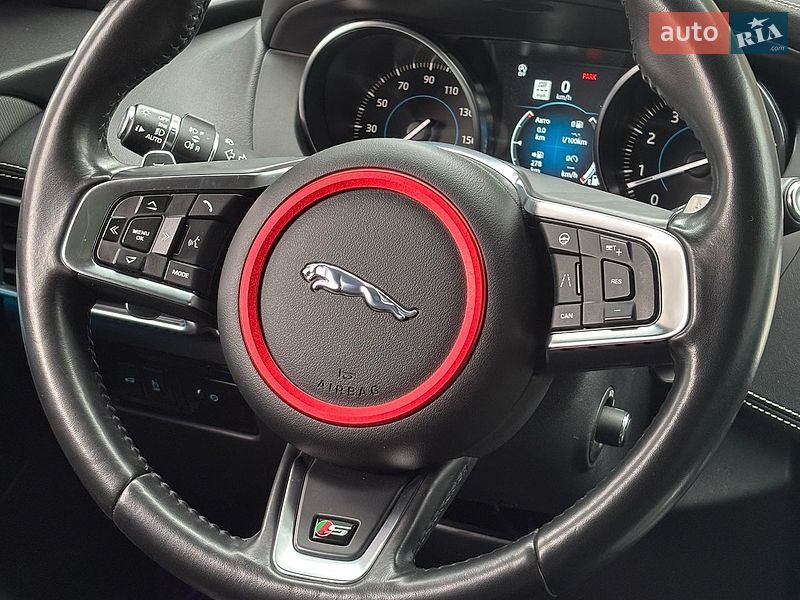 Внедорожник / Кроссовер Jaguar F-Pace 2019 в Киеве фото 12 Внедорожник / Кроссовер Jaguar F-Pace 2019 в Киеве