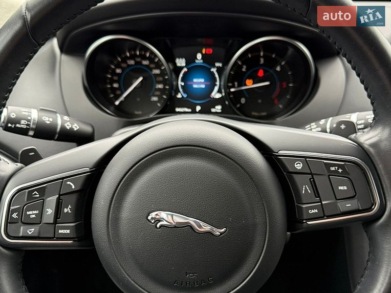 Внедорожник / Кроссовер Jaguar F-Pace 2020 в Киеве