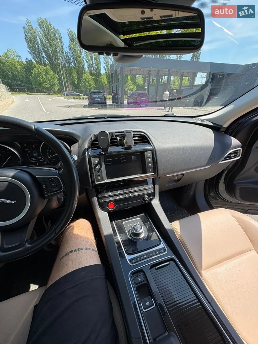 2017 Jaguar F-Pace - мініатюра 19