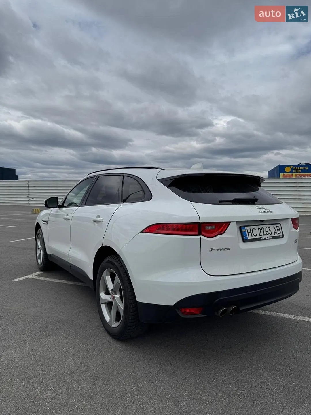 2016 Jaguar F-Pace - мініатюра 8