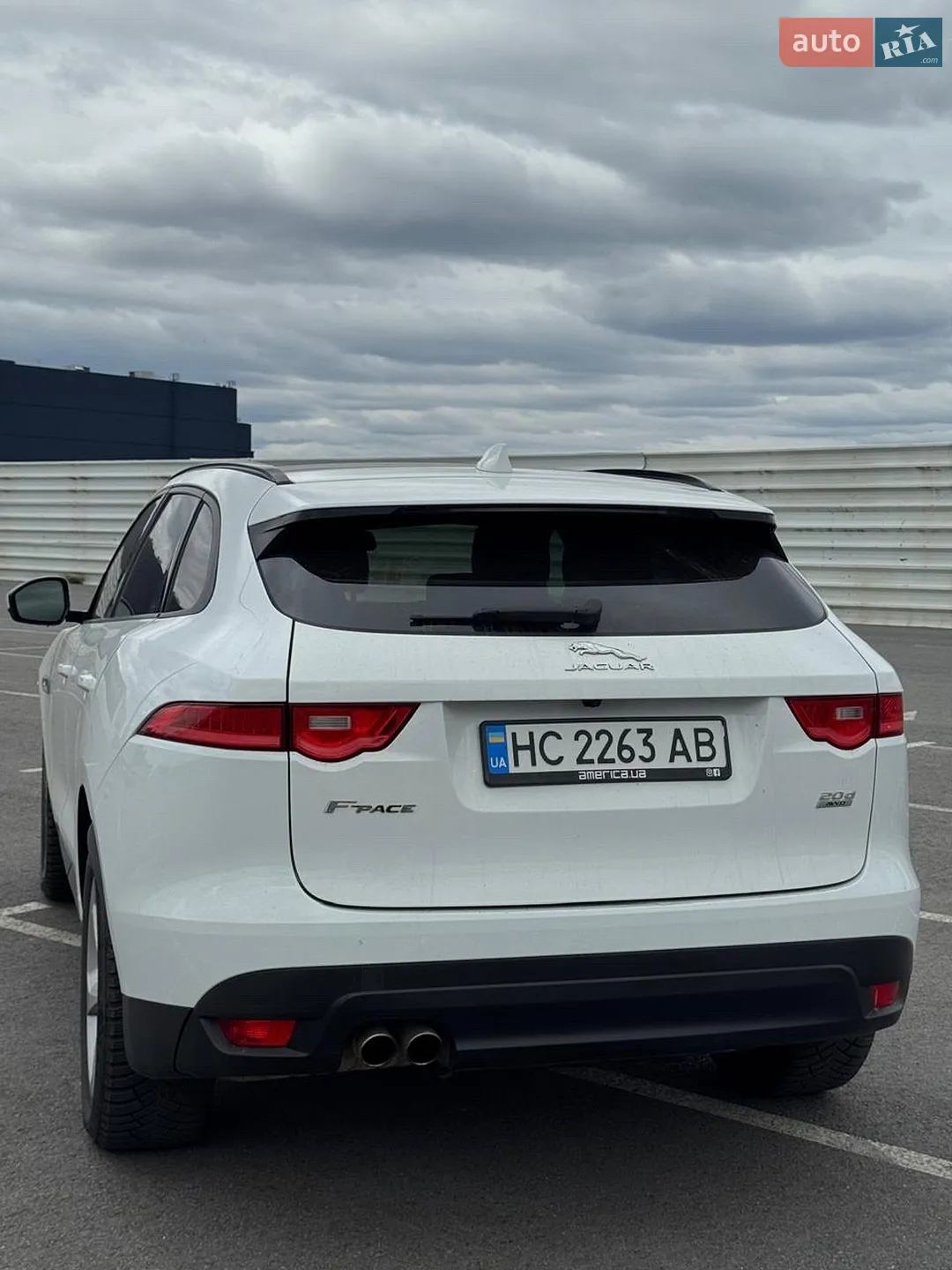2016 Jaguar F-Pace - мініатюра 14