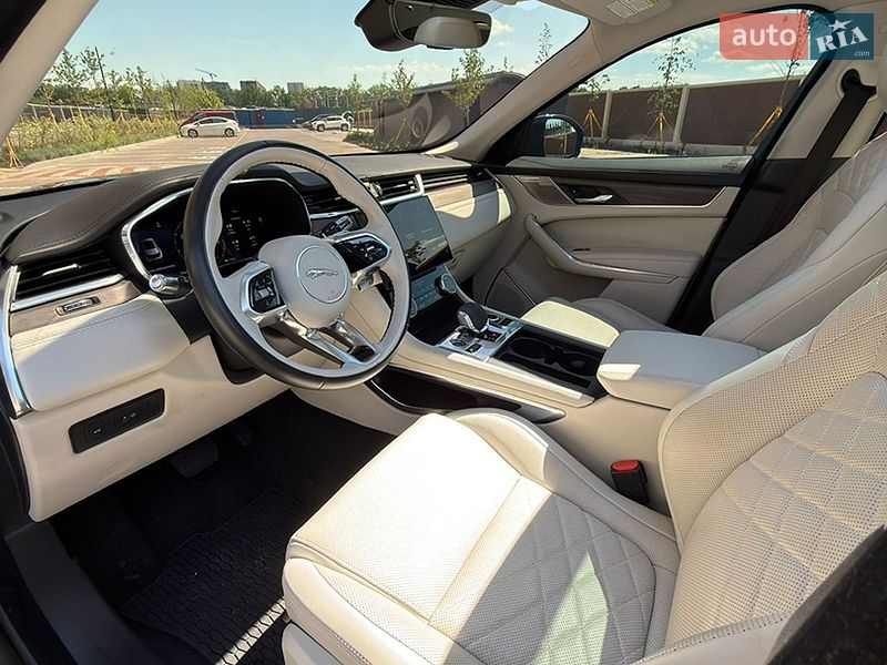 Внедорожник / Кроссовер Jaguar F-Pace 2021 в Киеве