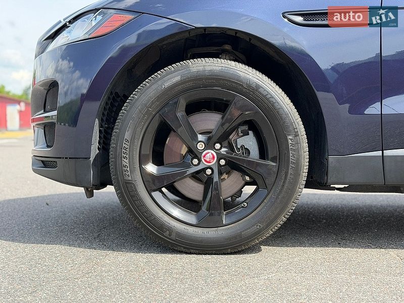 Внедорожник / Кроссовер Jaguar F-Pace 2016 в Киеве
