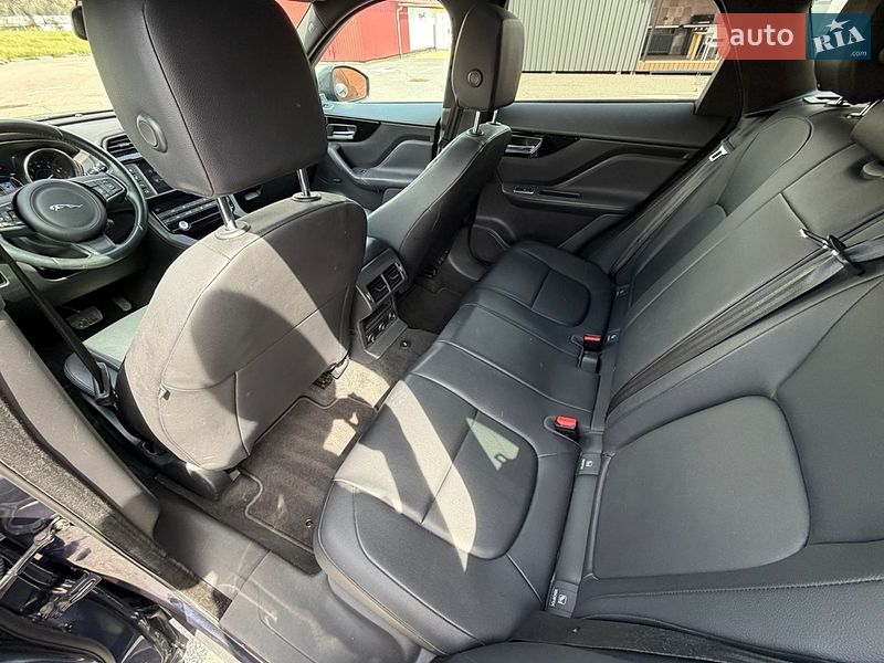 Внедорожник / Кроссовер Jaguar F-Pace 2016 в Киеве фото 19 Внедорожник / Кроссовер Jaguar F-Pace 2016 в Киеве