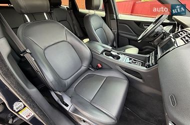 Внедорожник / Кроссовер Jaguar F-Pace 2016 в Киеве